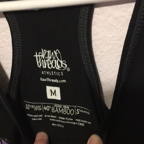 Vawa Threads med athletic tank! Cherry bow - Picture 2 of 4